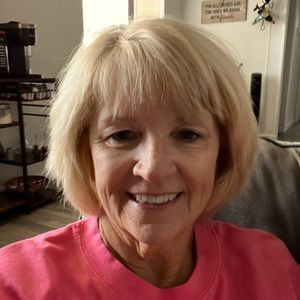 Meet your Posher, Cindy